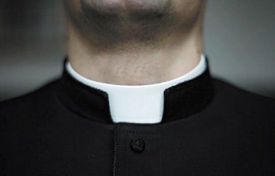Duchowni to 0,3 proc. skazanych za wykorzystywanie seksualne małoletnich