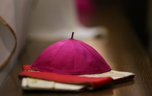 Watykan: Były nuncjusz apostolski w USA ekskomunikowany