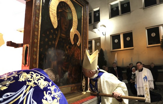 Nawiedzenie Obrazu Matki Bożej Częstochowskiej w Redakcji tygodnika Katolickiego 