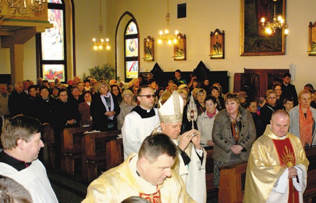 Nie chwalić, a naśladować św. Jana Pawła II