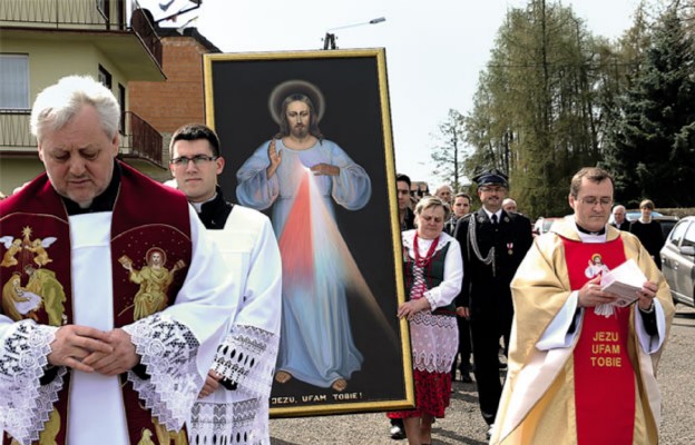 Przeniesienie obrazu Jezusa Miłosiernego do świątyni w Jaworznie