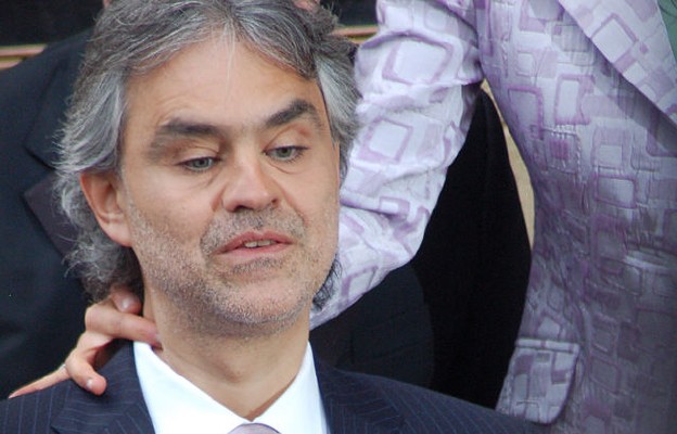 Andrea Bocelli (2010 r.)