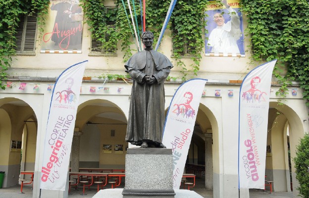 Pomnik ks. Jana Bosko na Valdocco w Turynie