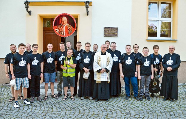 X Jubileuszowa Piesza Pielgrzymka alumnów III roku na górę Igliczną