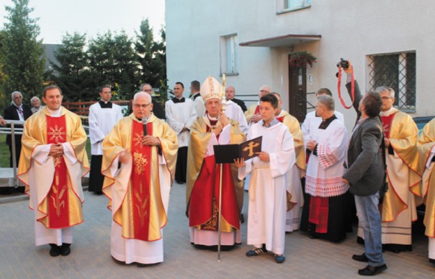 Poświęcenie świetlicy środowiskowej im. św. Jana Pawła II