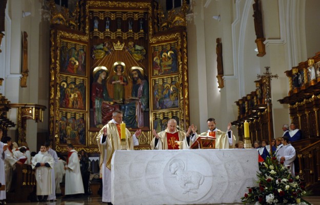 Mszy św. podczas Katedralnych Spotkań Chórów przewodniczył ks. prof. Kazimierz Szymonik