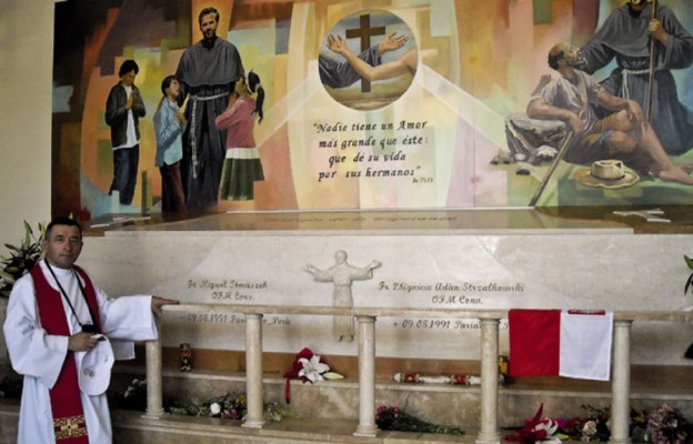 Przy grobie męczenników w Pariacoto
