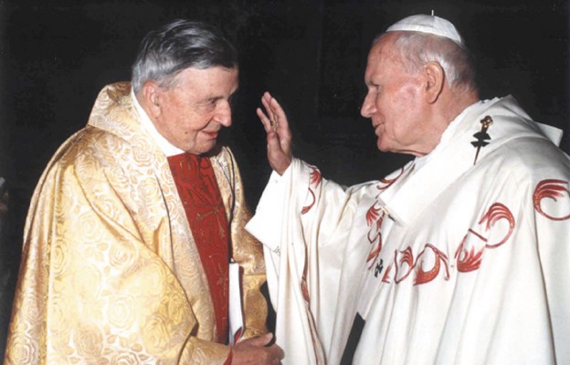 Abp Kazimierz Majdański z Janem Pawłem II