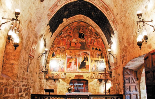 Wnętrze kaplicy Porcjunkuli