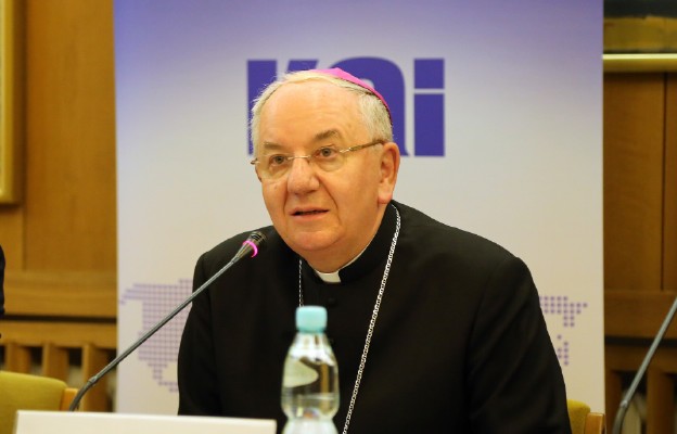 Abp Stanisław Budzik