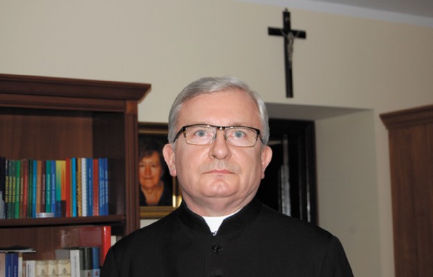 Ks. dr Zbigniew Godlewski, proboszcz parafii św. Józefa i pomysłodawca projektu „Koło »Niedzieli»”
