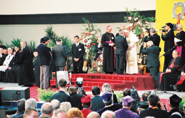 31 maja 1997 r. nabożeństwo ekumeniczne w Hali Ludowej we Wrocławiu