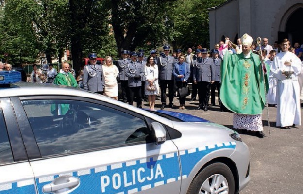 Bp Grzegorz
Kaszak święci
nowe samochody
policyjne