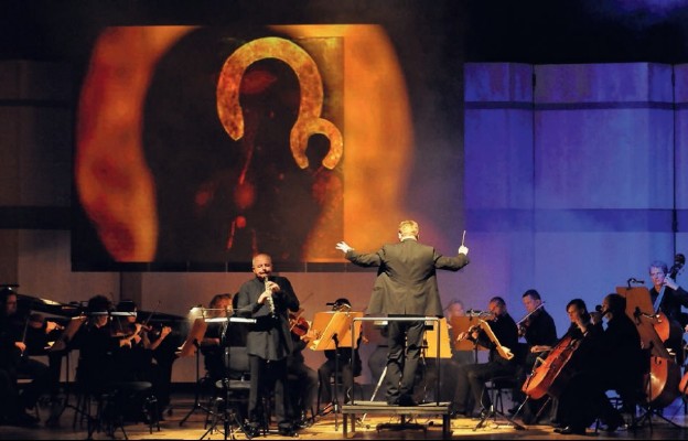 Koncert w Filharmonii Częstochowskiej z okazji jubileuszu 25-lecia SKOK-ów