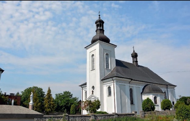 Kościół z pałacu i historia łagiewnickiego tryptyku w tle