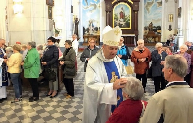 Pielgrzymom udzielony został sakrament namaszczenia chorych