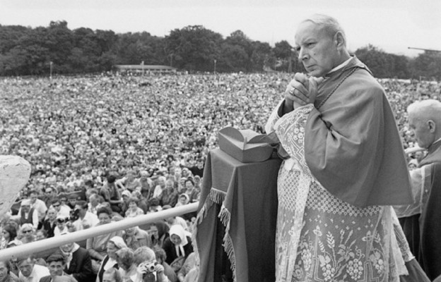 Kard. Stefan Wyszyński był legatem papieskim na centralne uroczystości Sacrum Poloniae 
Millennium na Jasnej Górze w 1966 r.