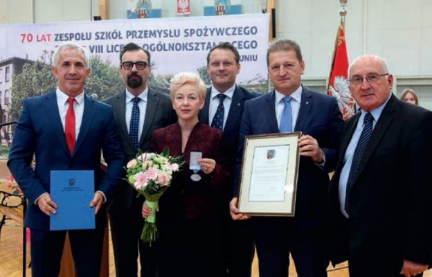 Placówka otrzymała nagrody za ponadpokoleniową wartość dokonań i wieloletnie zasługi dla miasta Torunia i województwa kujawsko-pomorskiego