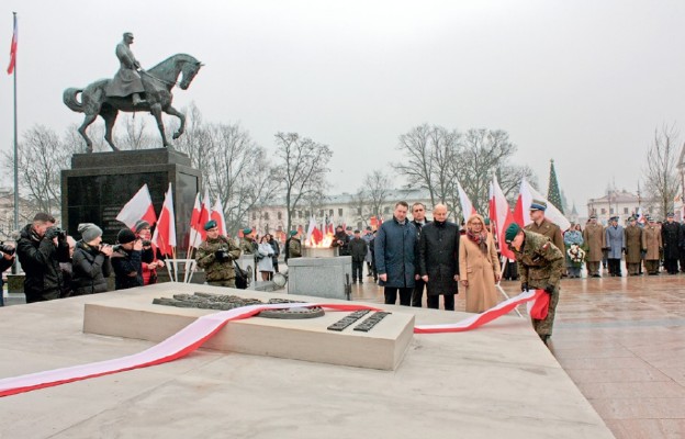 Podczas odsłonięcia pomnika Nieznanego Żołnierza