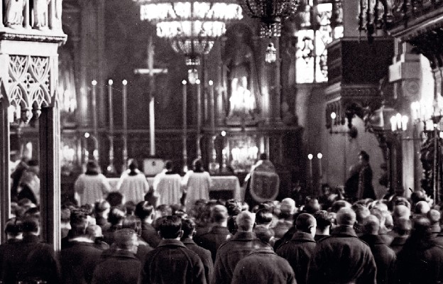 Msza św. w archikatedrze warszawskiej, lata 30. ubiegłego wieku