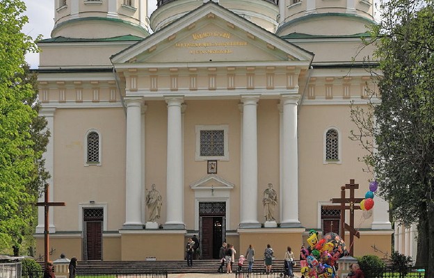 Katedra Świętych Apostołów Piotra i Pawła w Sokalu