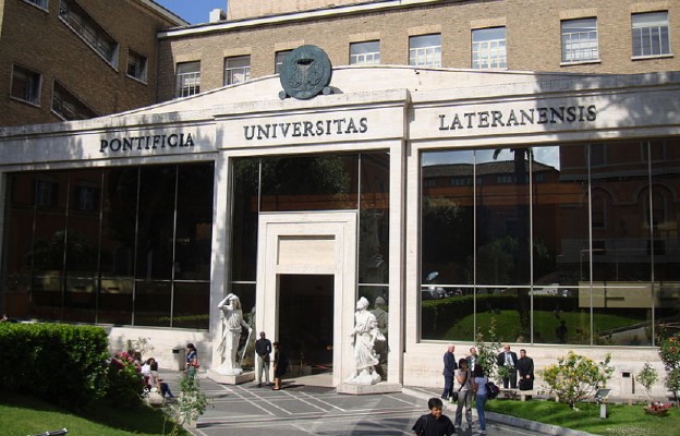 Papieski Uniwersytet Laterański