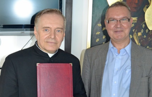 ks. Andrzej J. Pyter i Tadeusz Boniecki