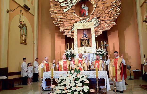 Eucharystii w w bazylice mniejszej w Prostyni przewodniczył bp Tadeusz Pikus
