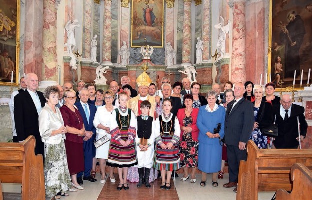 19 par z gminy Drohiczyn, z czego 14 obecnych na uroczystości,
świętowało złote gody