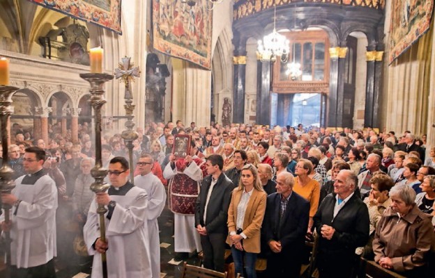 Wierni z diecezji sandomierskiej pielgrzymowali do patronów diecezji