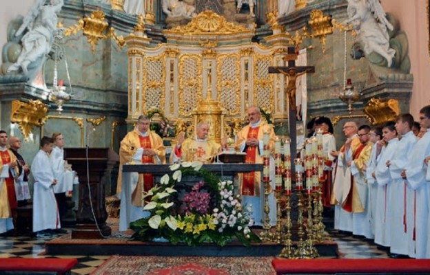 Eucharystia w bazylice Bożego Grobu w Miechowie