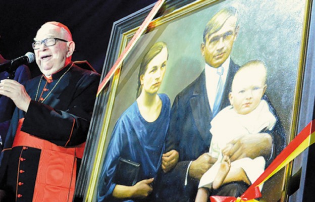 Jubilat otrzymał w darze obraz autorstwa Krzysztof Annusewicza. Na płótnie mały Henio z mamą Walerią i tatą Antonim