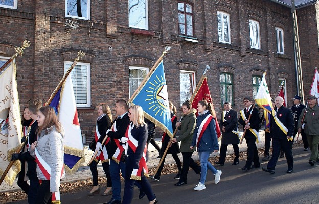 Przemarsz pod Krzyż Wolności