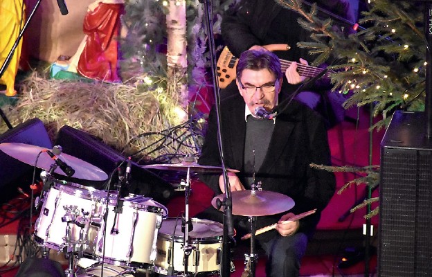 Budziaszek jest perkusistą Skaldów od 54 lat