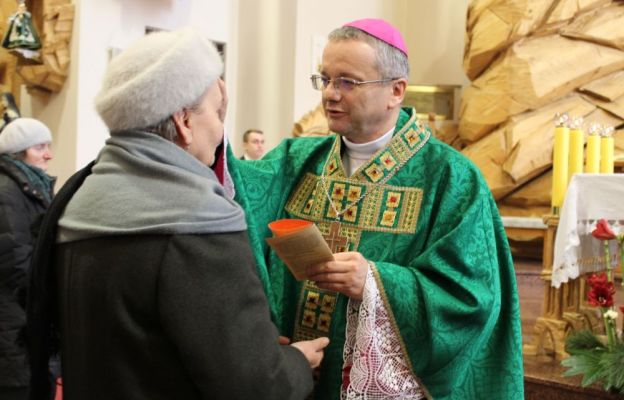Bp Tadeusz Lityński udzielił sakramentu namaszczenia chorych