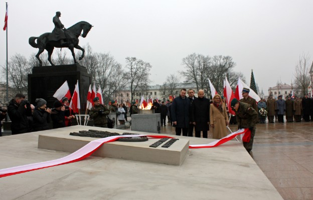 Opowieść o bolesnej i pięknej historii