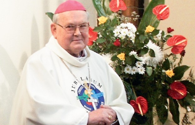 Pierwszy biskup legnicki Tadeusz Rybak
