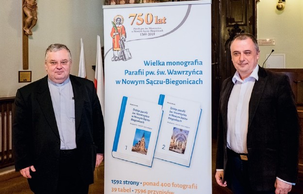 750 lat parafii na kartach historii i książki