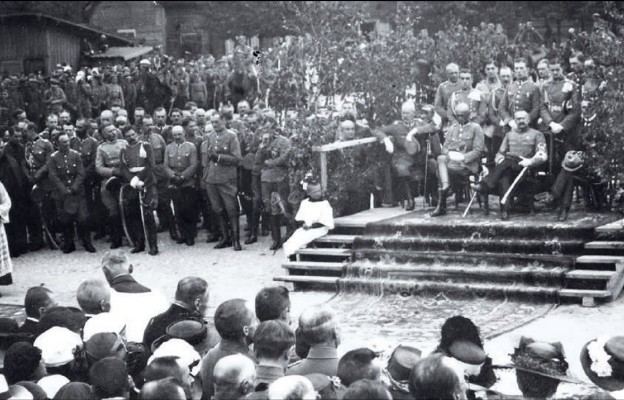 Zajęcie Wilna – Naczelnik Państwa Józef Piłsudski podczas Mszy św ., 1919 r.
