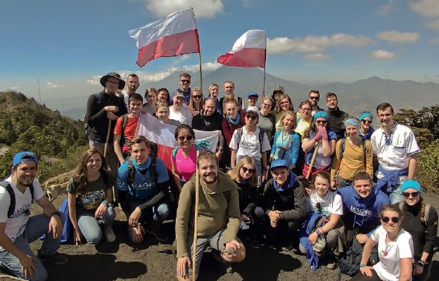 Polska grupa w drodze na szczyt wulkanu w Gwatemali