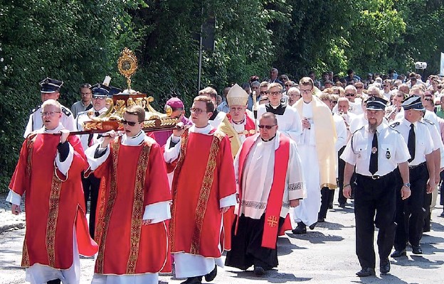 Tegoroczna procesja z relikwiami św. Jana Sarkandra
