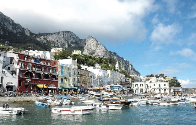 Marina Grande –
pierwsze zetknięcie
z włoską wyspą Capri