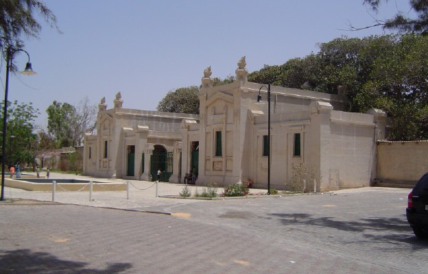 Cmentarz chrześcijański w Trypolisie (Liban)