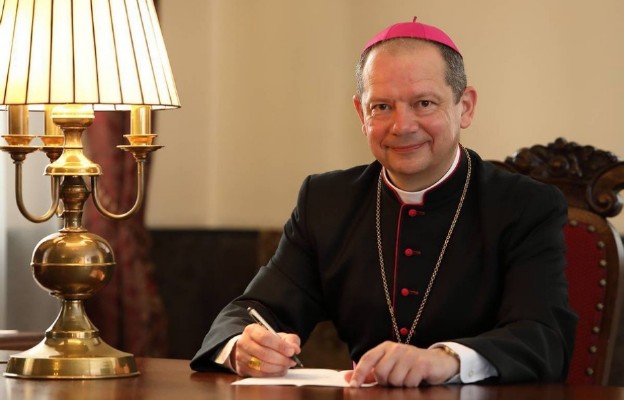 Watykan: bp Olszowski na spotkaniu dotyczącym ekologicznego zaangażowania Kościoła