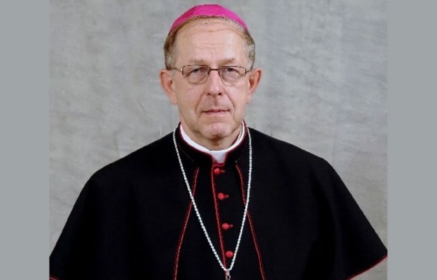 bp Romuald Kujawski