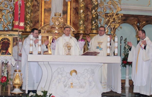Eucharystia z okazji 3 Maja należy do tradycji miasta Strzegomia
