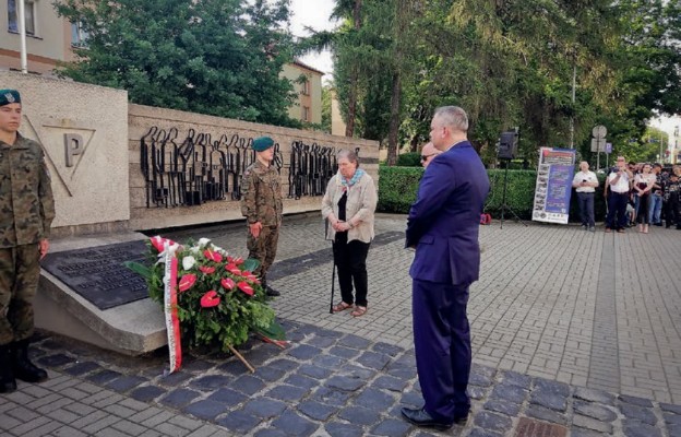 To ważne, aby przekaz o 13 i 14 czerwca 1940 r. szedł w świat – mówili uczestnicy wydarzeń upamiętniających pierwszy transport polskich więźniów do niemieckiego obozu koncentracyjnego KL Auschwitz