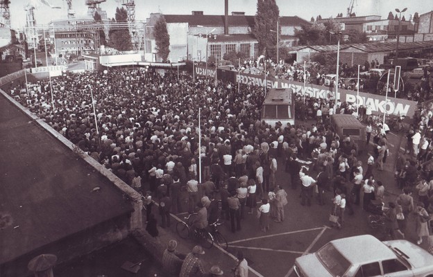 Strajk w Stoczni Szczecińskiej im. Adolfa Warskiego, 18 sierpnia 1980