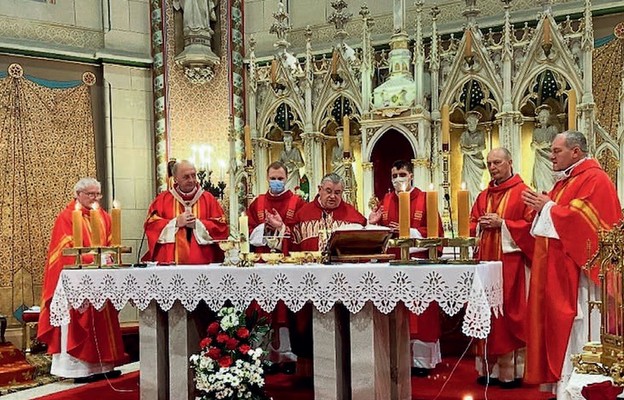 Mszy św. przewodniczył prymas Czech kard. Dominik Duka