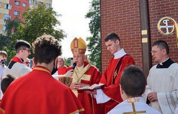 Uroczystości przewodniczył bp Zbigniew Kiernikowski